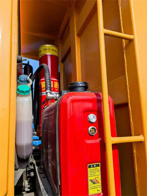 Heavy‑Duty Sinotruk HOWO V7 in Desert Yellow 300 L Fuel Tank